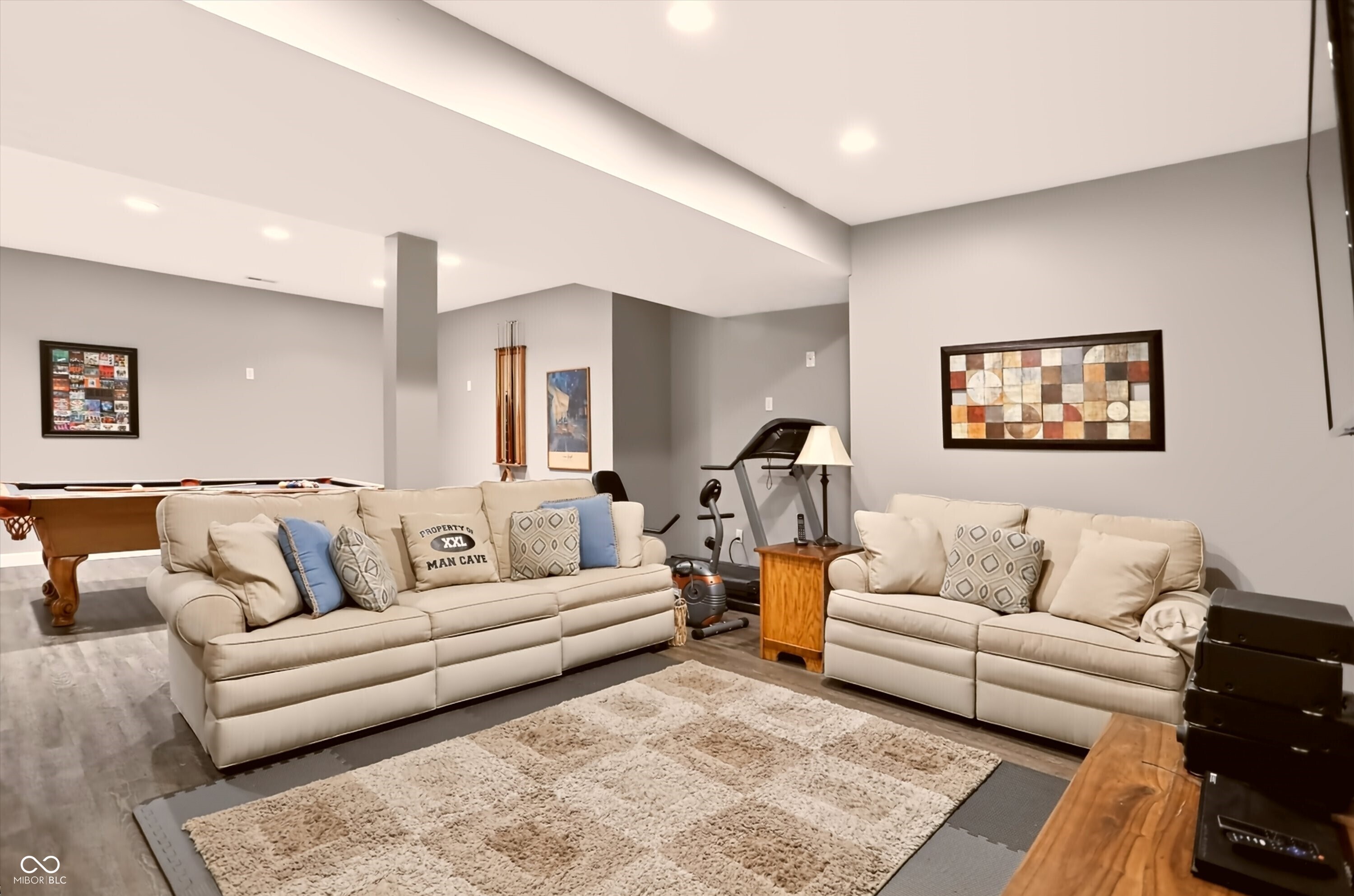1555 Connemara Road Indianapolis, IN 46217 - Photo 42 of 65 Gallery Image 42