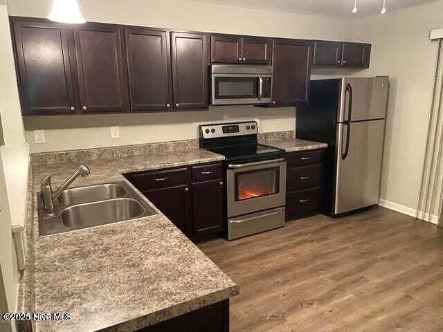 $1,100 | 2915 MacGregor Downs Road, Unit 5, Greenville, NC 27834