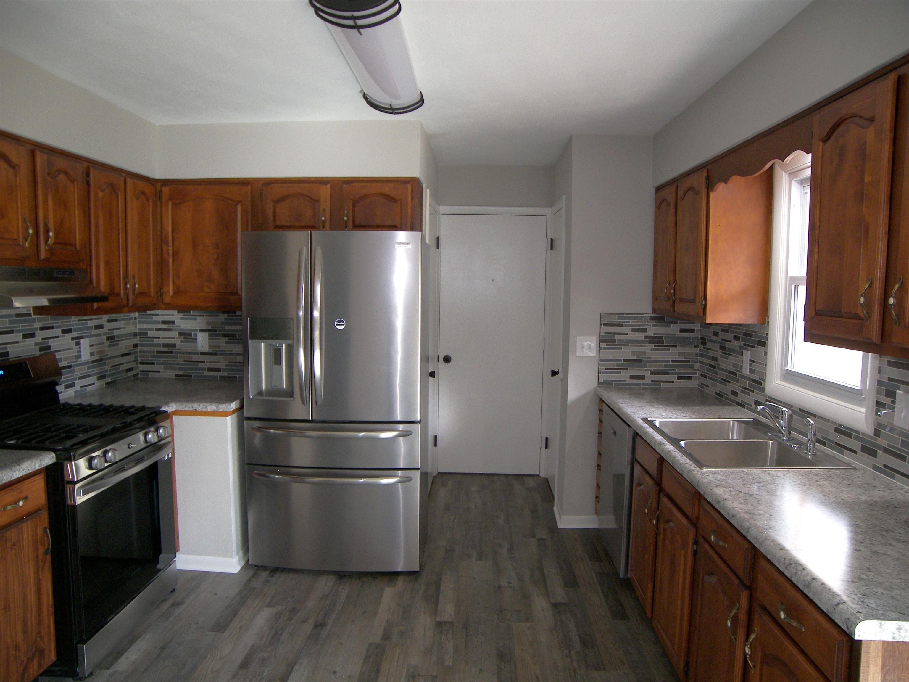 347 West Olson Road Rochester, IN 46975 - Photo 13 of 36