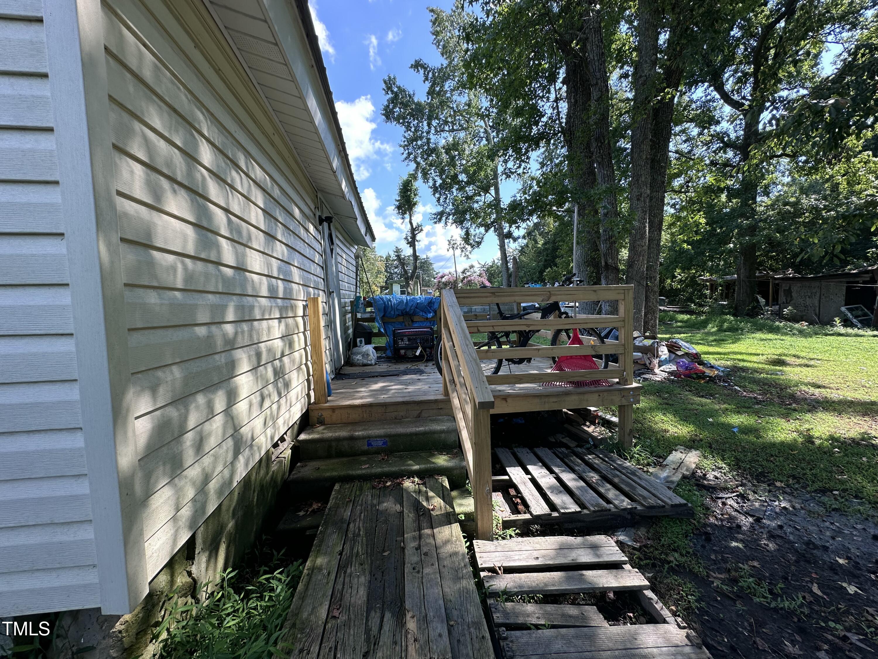 129 Spring Valley Road Henderson, NC 27536 - Photo 9 of 14 a view of outdoor seating