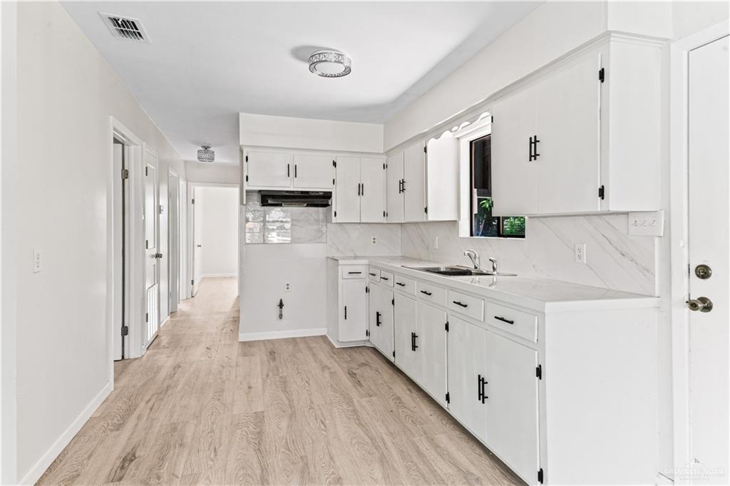 712 South 24th Street McAllen, TX 78501 - Photo 6 of 17