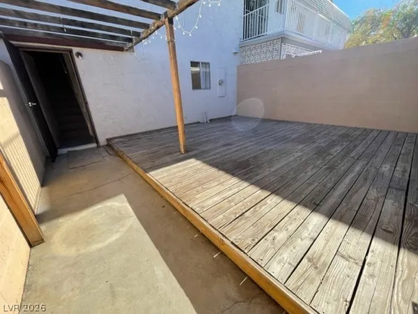 $1,600 | 656 Greenbriar Townhouse Way, Las Vegas, NV 89121