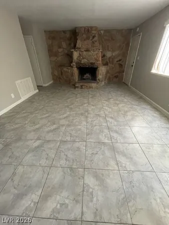 $1,600 | 656 Greenbriar Townhouse Way, Las Vegas, NV 89121