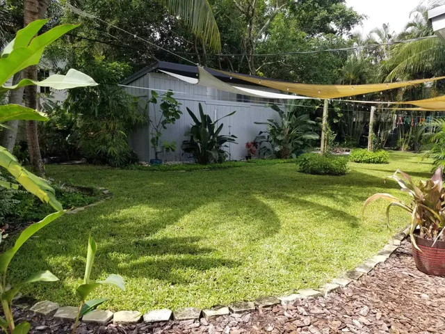 $3,900 | 170 Northwest 7th Street, Boca Raton, FL 33432