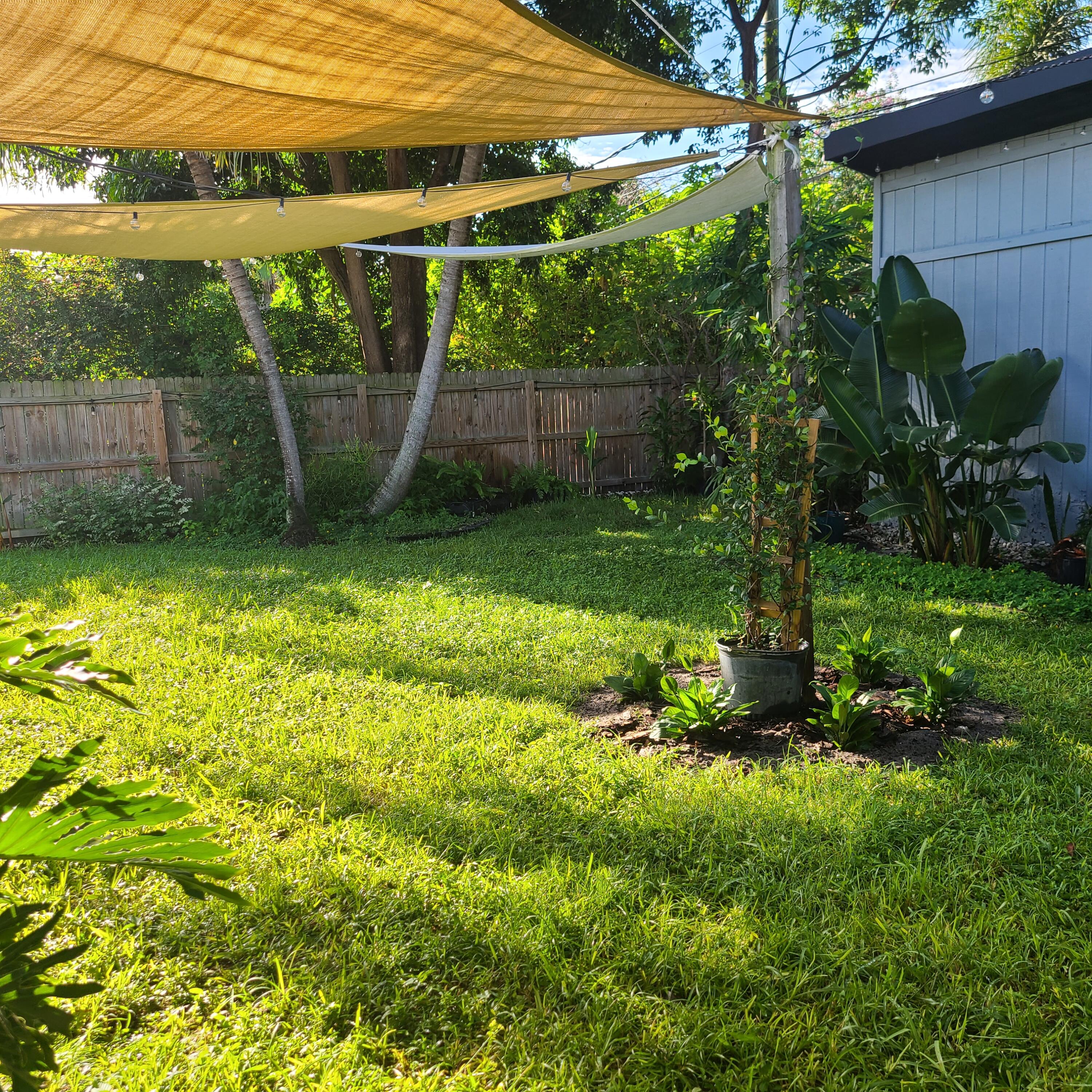 170 Northwest 7th Street Boca Raton, FL 33432 - Photo 25 of 66 large fenced yard