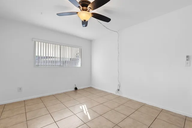 $3,900 | 170 Northwest 7th Street, Boca Raton, FL 33432
