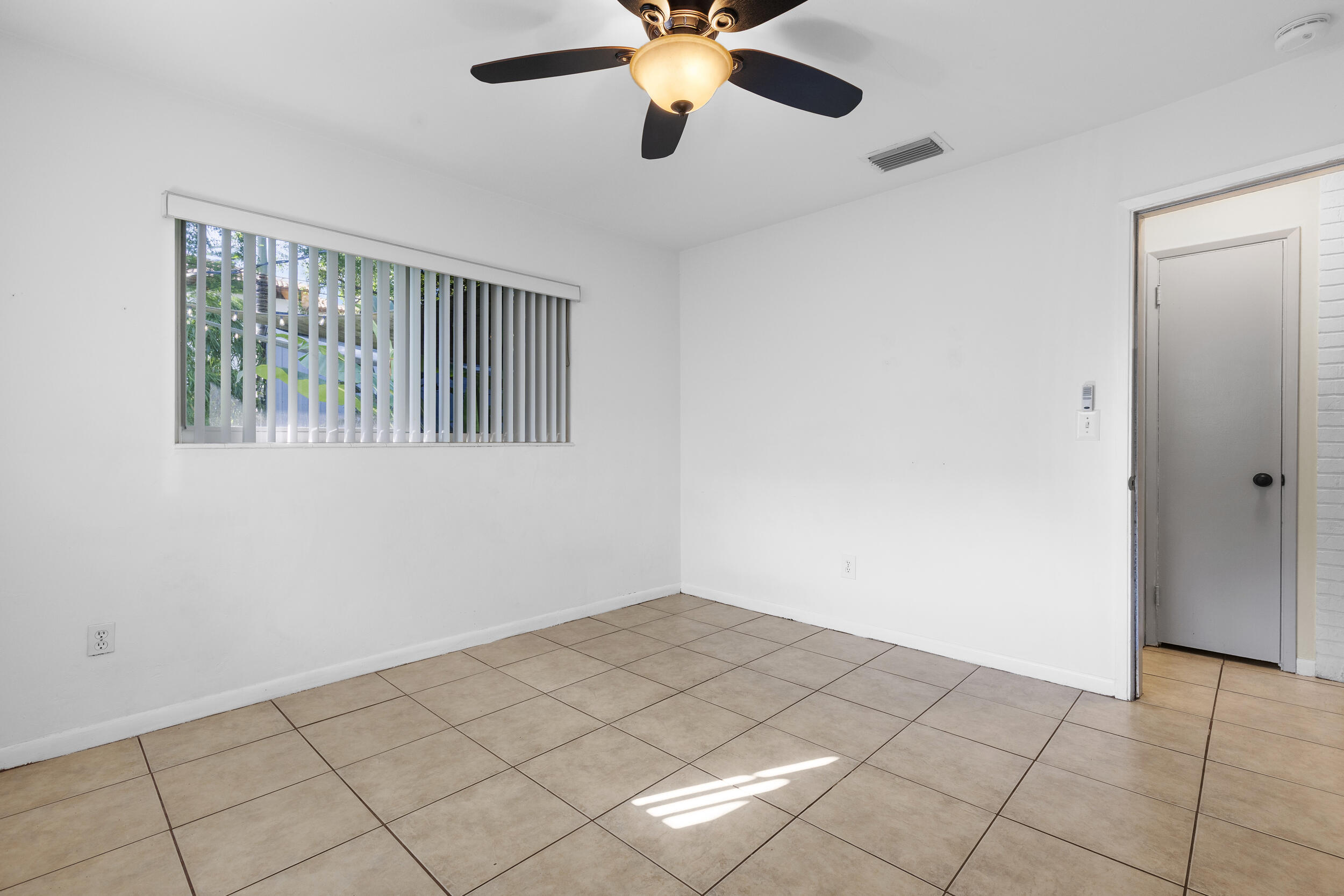 170 Northwest 7th Street Boca Raton, FL 33432 - Photo 44 of 66 22_453a7615