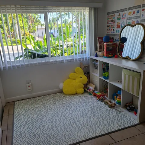 $3,900 | 170 Northwest 7th Street, Boca Raton, FL 33432