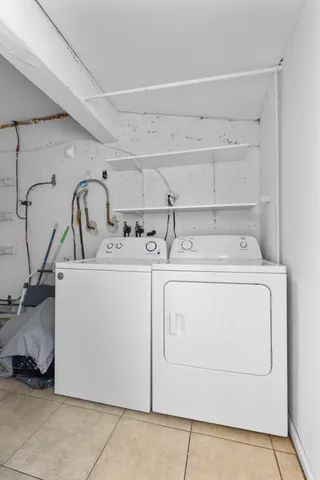 $3,900 | 170 Northwest 7th Street, Boca Raton, FL 33432