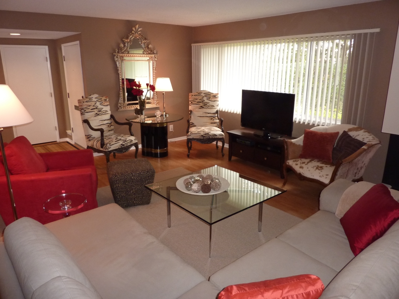 4120 Foothill Road Santa Barbara, CA 93110 - Photo 2 of 29 Spacious with Warm Colors