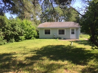 3768 Shore Road Williamsburg, MI 49690 - Photo 2 of 10 1834233-1.JPG