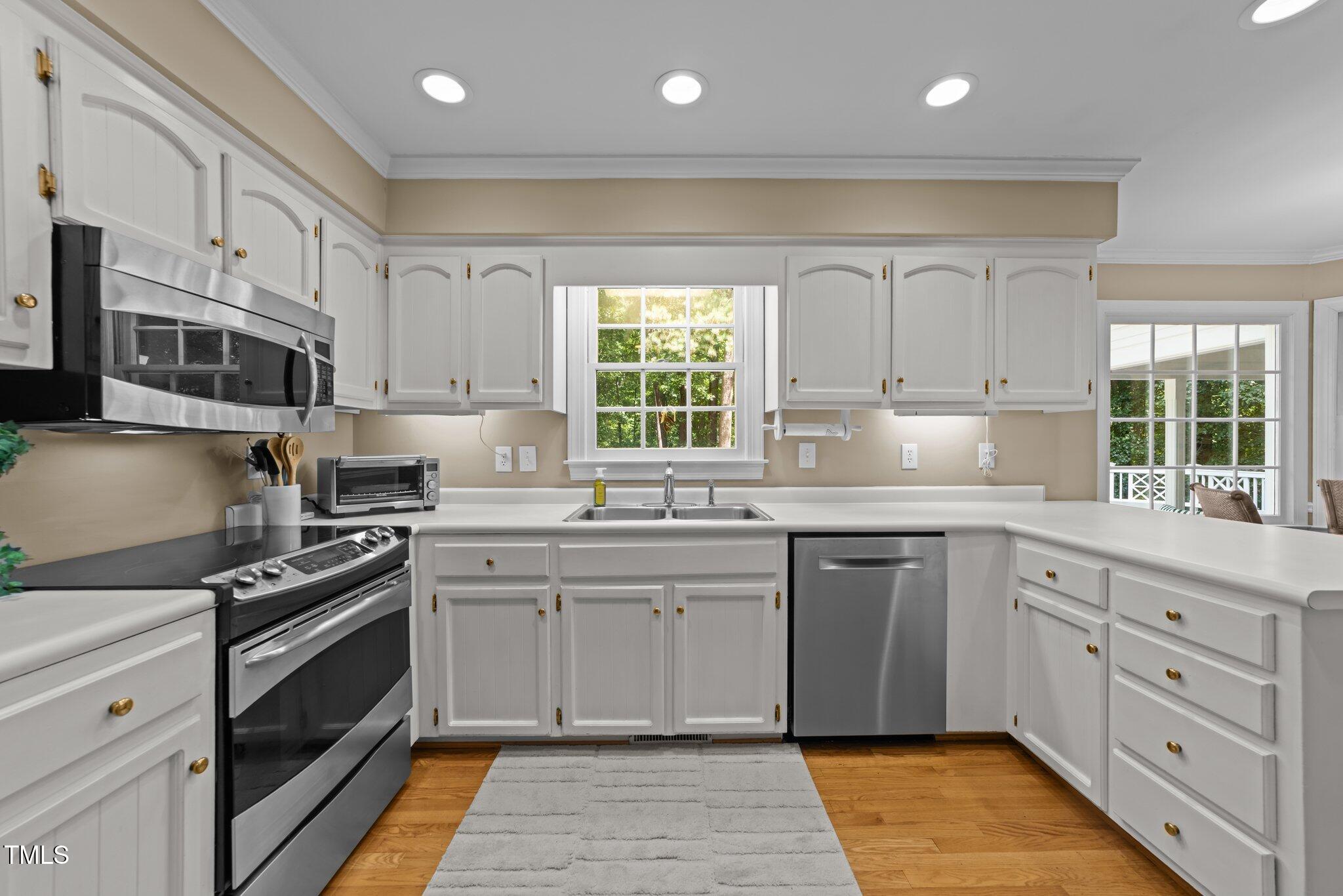 8909 Wellsley Way Raleigh, NC 27613 - Photo 12 of 47 12-web-or-mls-3D5A3964