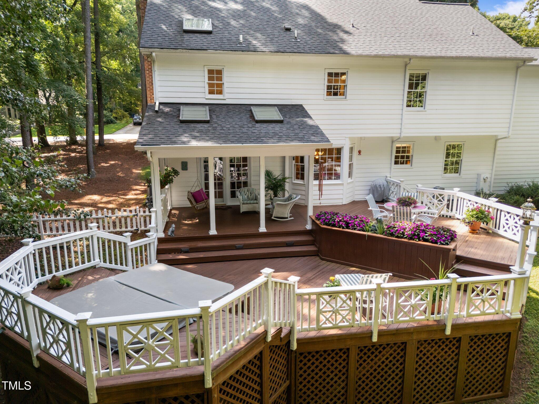 8909 Wellsley Way Raleigh, NC 27613 - Photo 37 of 47 40-web-or-mls-DJI_20250617105135_0977_D