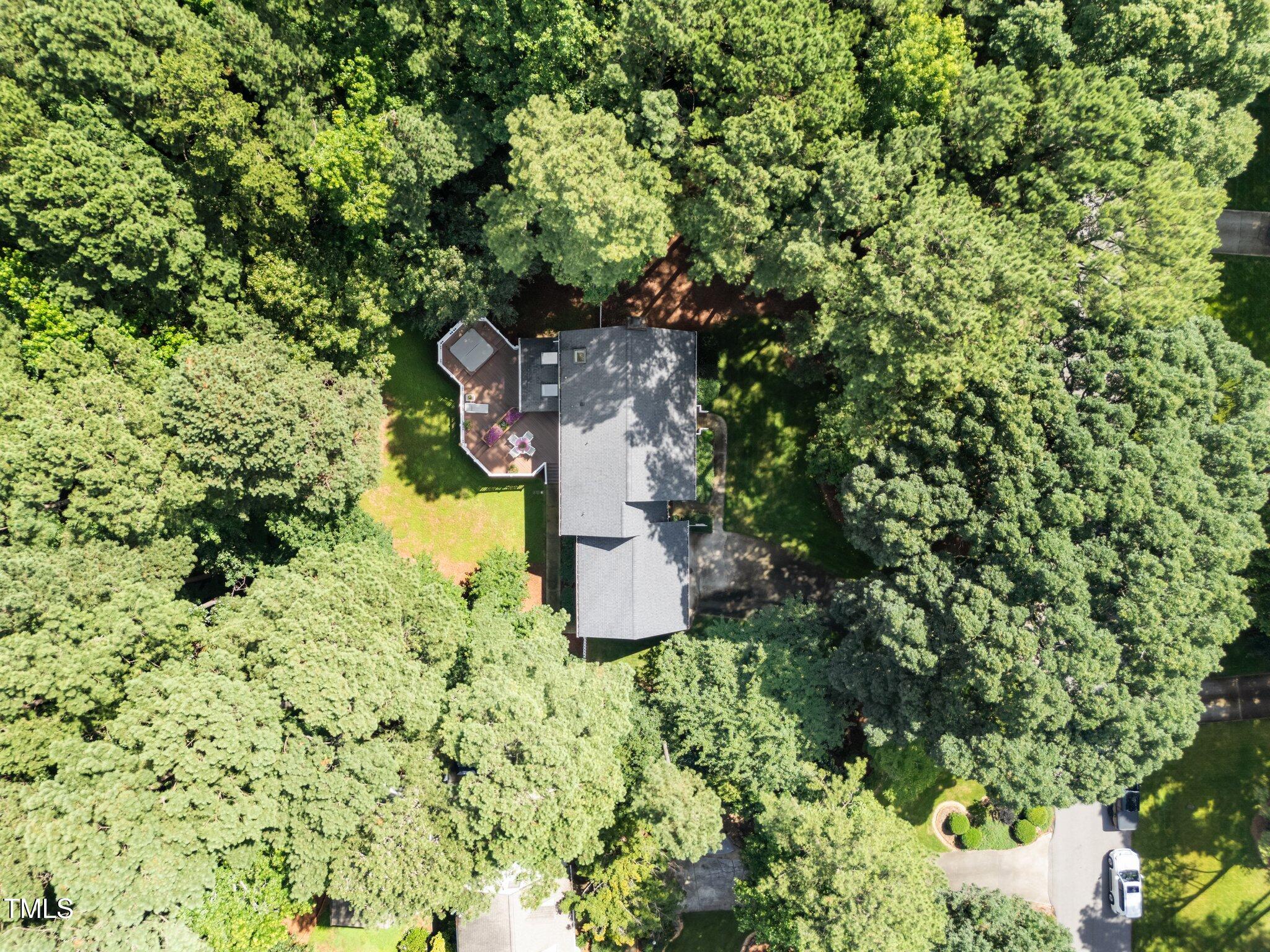 8909 Wellsley Way Raleigh, NC 27613 - Photo 43 of 47 45-web-or-mls-DJI_20250617105423_0982_D