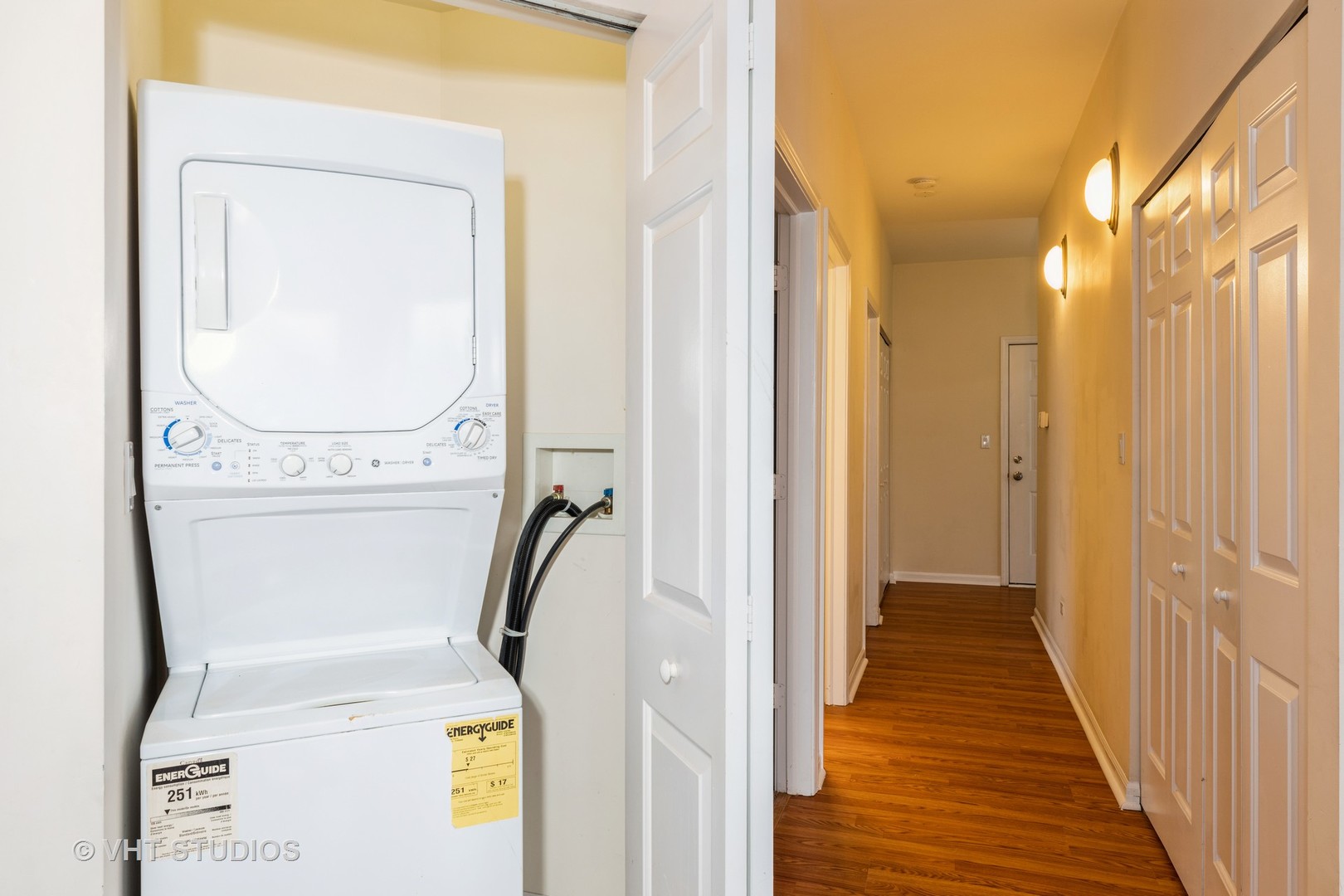 1500 South Halsted Street, Unit 3B Chicago, IL 60607 - Photo 16 of 33 a view of a hallway with wooden floor and entryway