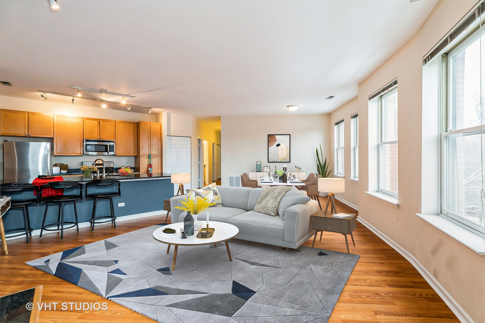 1500 South Halsted Street, Unit 3B Chicago, IL 60607 - Photo 3 of 33 a living room with furniture and a table