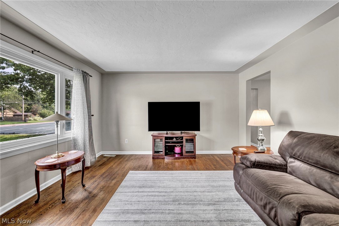 5803 Russia Road Amherst, OH 44001 - Photo 15 of 50 Gallery Image 15