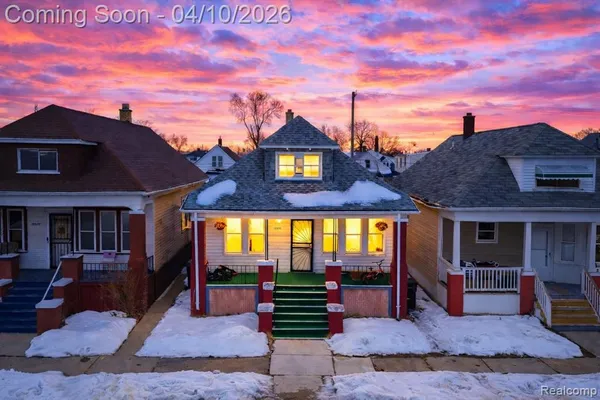 $190,000 | 12624 Charest Street, Hamtramck, MI 48212