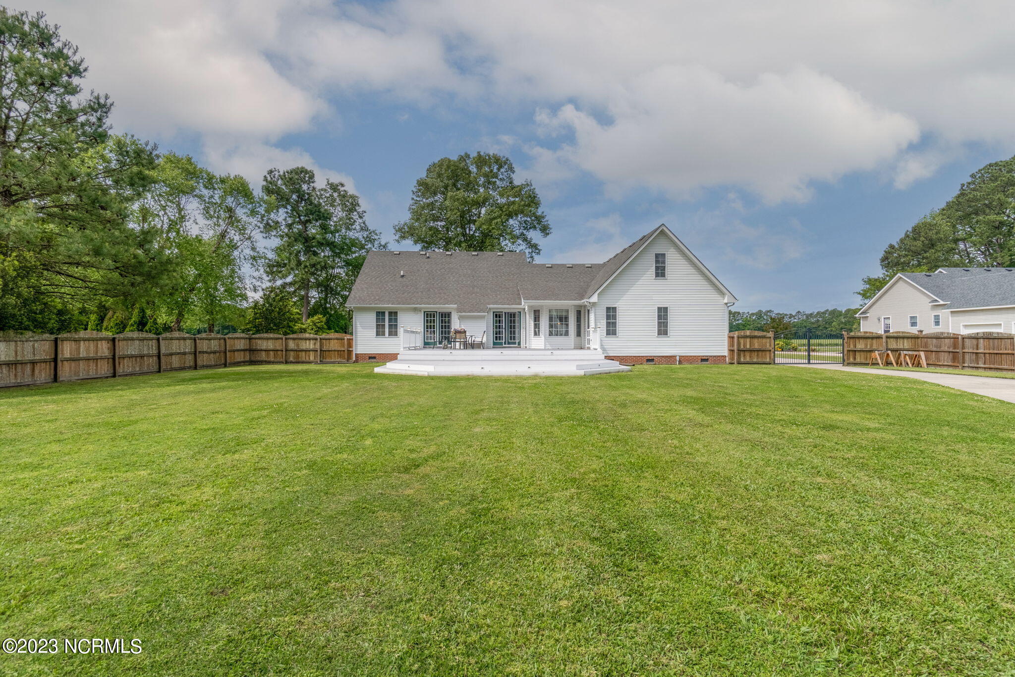 152 Country Club Road Camden, NC 27921 - Photo 31 of 44 Spacious backyard