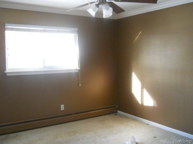 16348 Riverside Drive Livonia, MI 48154 - Photo 4 of 9 DSCN9760.JPG