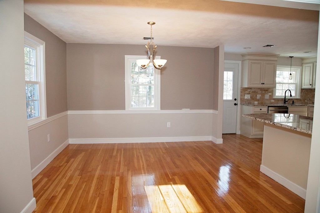 29 Emily Road Framingham, MA 01701 - Photo 5 of 20 Gallery Image 5