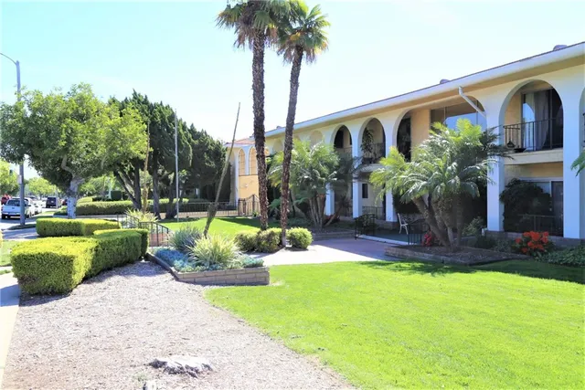 $2,950 | 630 West Huntington Drive, Unit 103, Arcadia, CA 91007