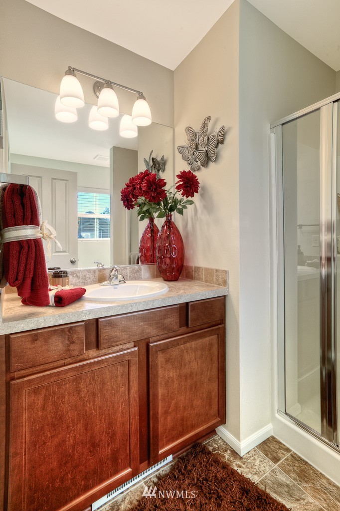 4708 East R Street, Unit 2708 Tacoma, WA 98404 - Photo 4 of 12