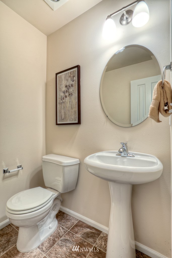4708 East R Street, Unit 2708 Tacoma, WA 98404 - Photo 7 of 12