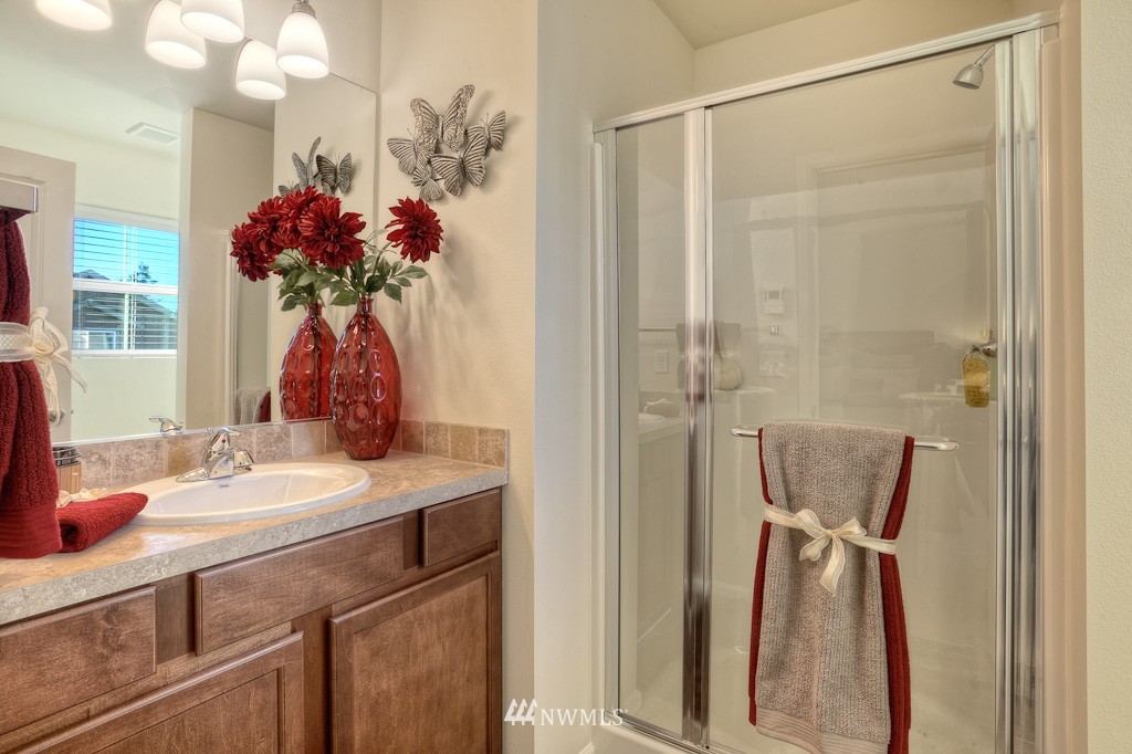 4708 East R Street, Unit 2708 Tacoma, WA 98404 - Photo 8 of 12