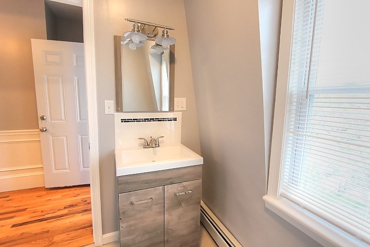 73 Vernon Street, Unit 3 Providence, RI 02903 - Photo 11 of 14