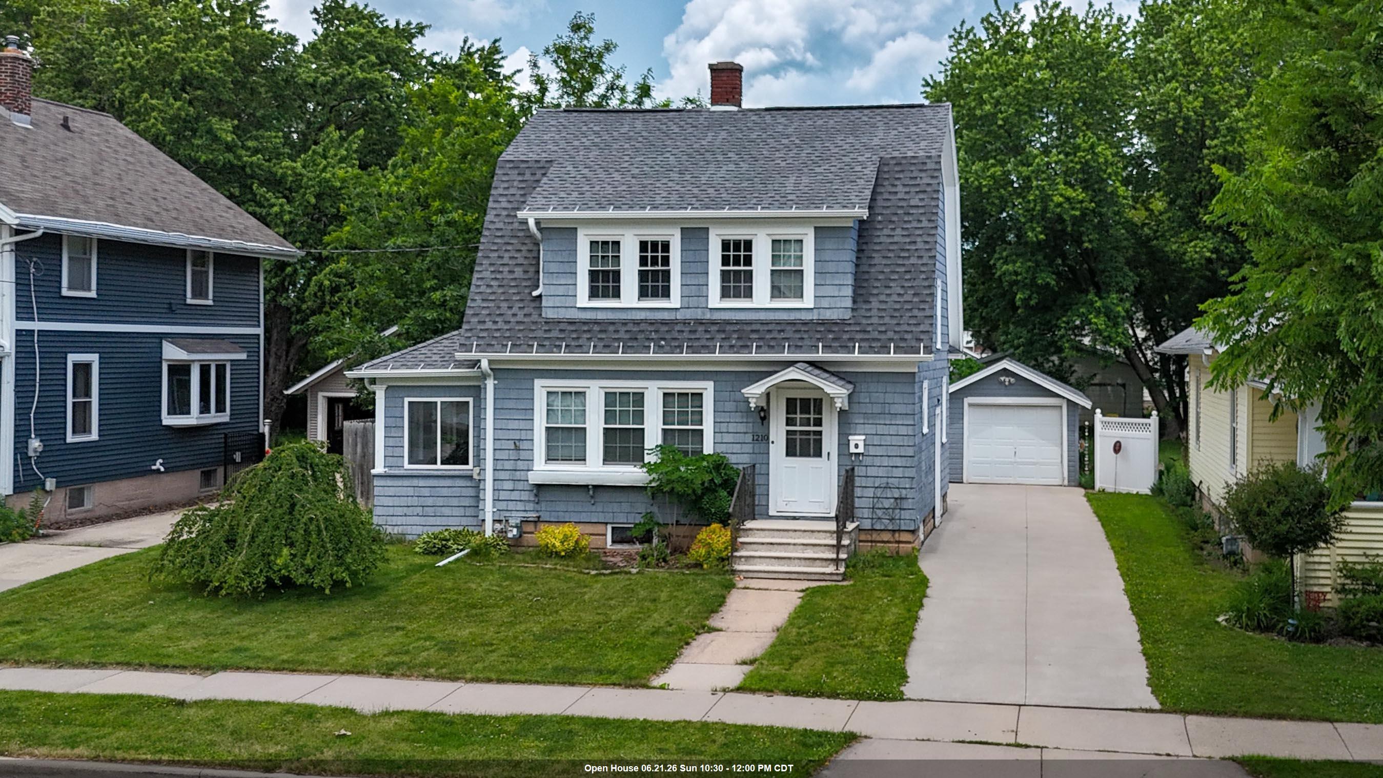 1210 West Packard Street Appleton, WI 54914 - Photo 1 of 31
