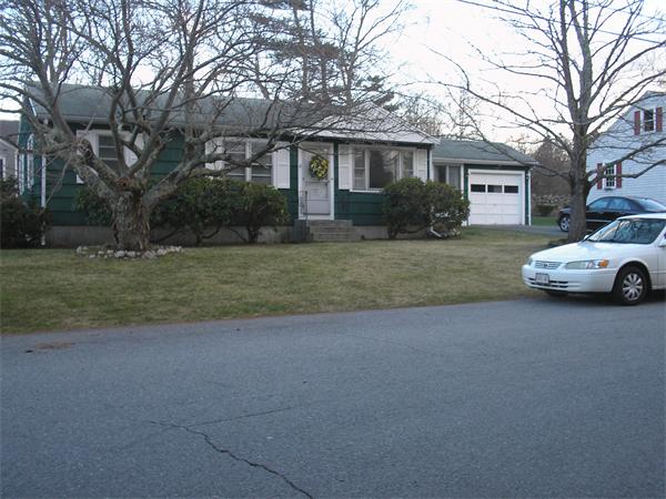 8 Shaker Road Dartmouth, MA 02747 - Photo 11 of 12 Gallery Image 11