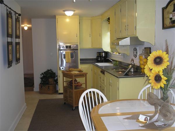 8 Shaker Road Dartmouth, MA 02747 - Photo 9 of 12 Gallery Image 9