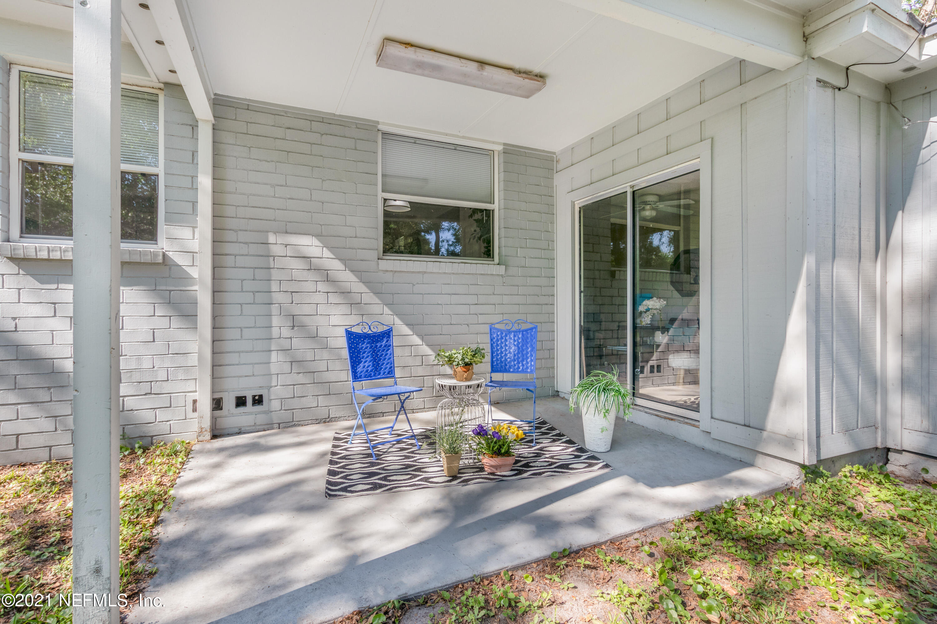6554 Aires Road Jacksonville, FL 32244 - Photo 24 of 29 a view of backyard with seating space