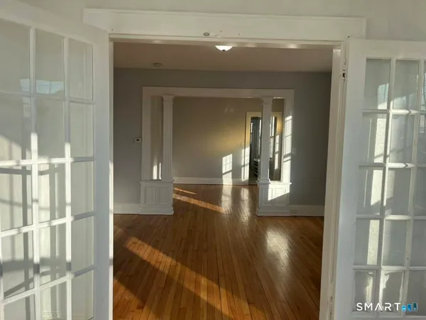 $1,850 | 102 Remington Street, Bridgeport, CT 06610