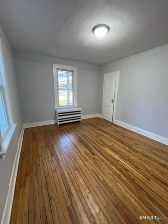 $1,850 | 102 Remington Street, Bridgeport, CT 06610