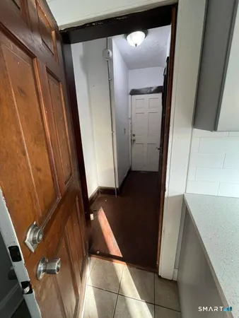 $1,850 | 102 Remington Street, Bridgeport, CT 06610