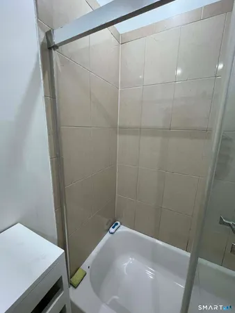 $1,850 | 102 Remington Street, Bridgeport, CT 06610