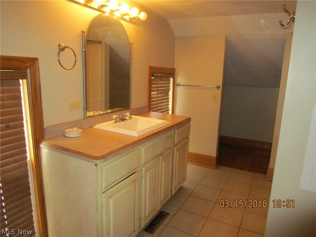 7849 Fee Road Orwell, OH 44076 - Photo 25 of 35