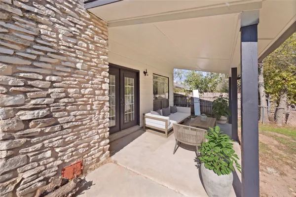 $375,000 | 10001 Woodglen Drive, Austin, TX 78753