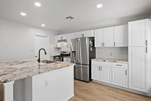 $375,000 | 10001 Woodglen Drive, Austin, TX 78753
