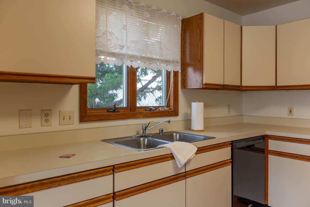 13907 Sea Captain Road Ocean City, MD 21842 - Photo 12 of 116 Gallery Image 12