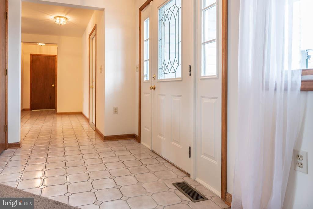 13907 Sea Captain Road Ocean City, MD 21842 - Photo 8 of 116 Gallery Image 8