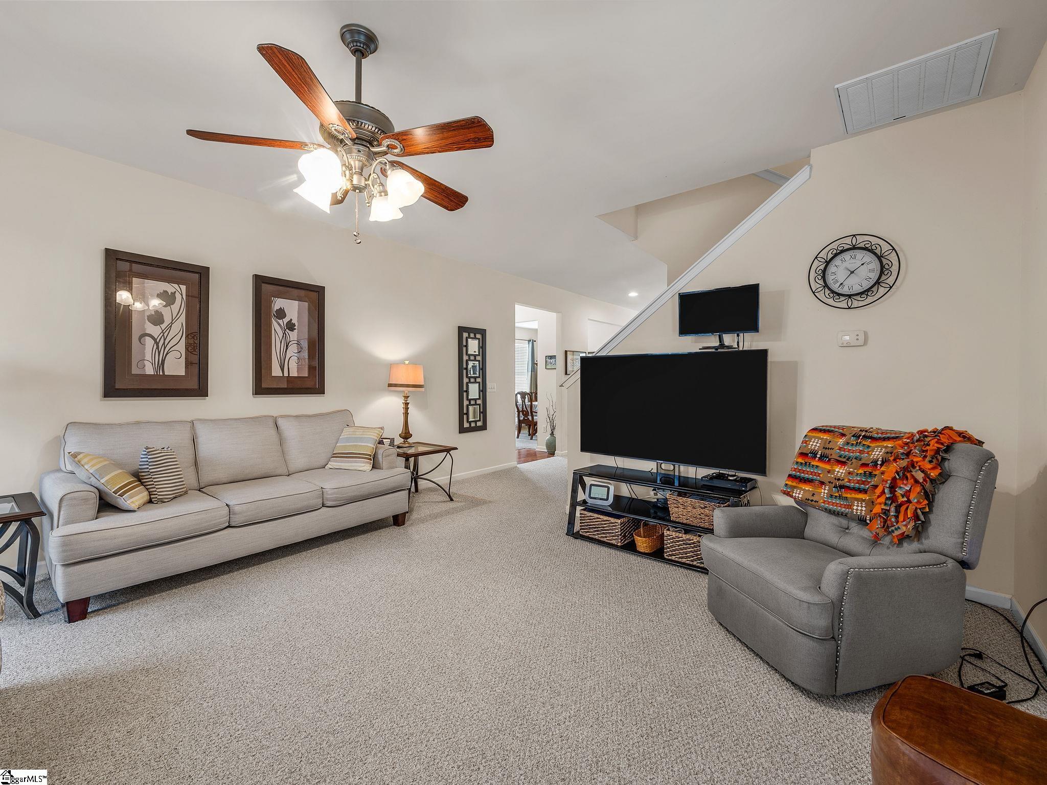 722 Tinder Boiling Springs Boiling Springs, SC 29316 - Photo 11 of 40