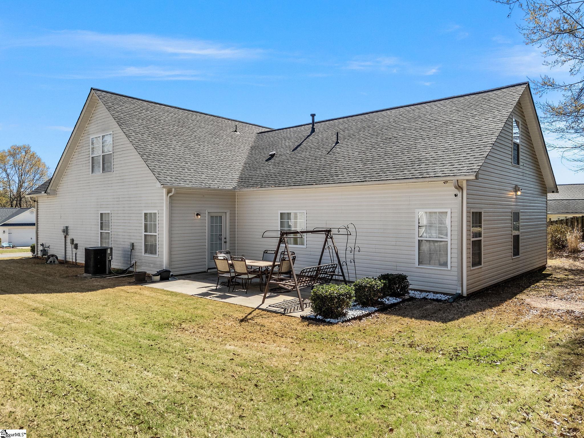 722 Tinder Boiling Springs Boiling Springs, SC 29316 - Photo 36 of 40