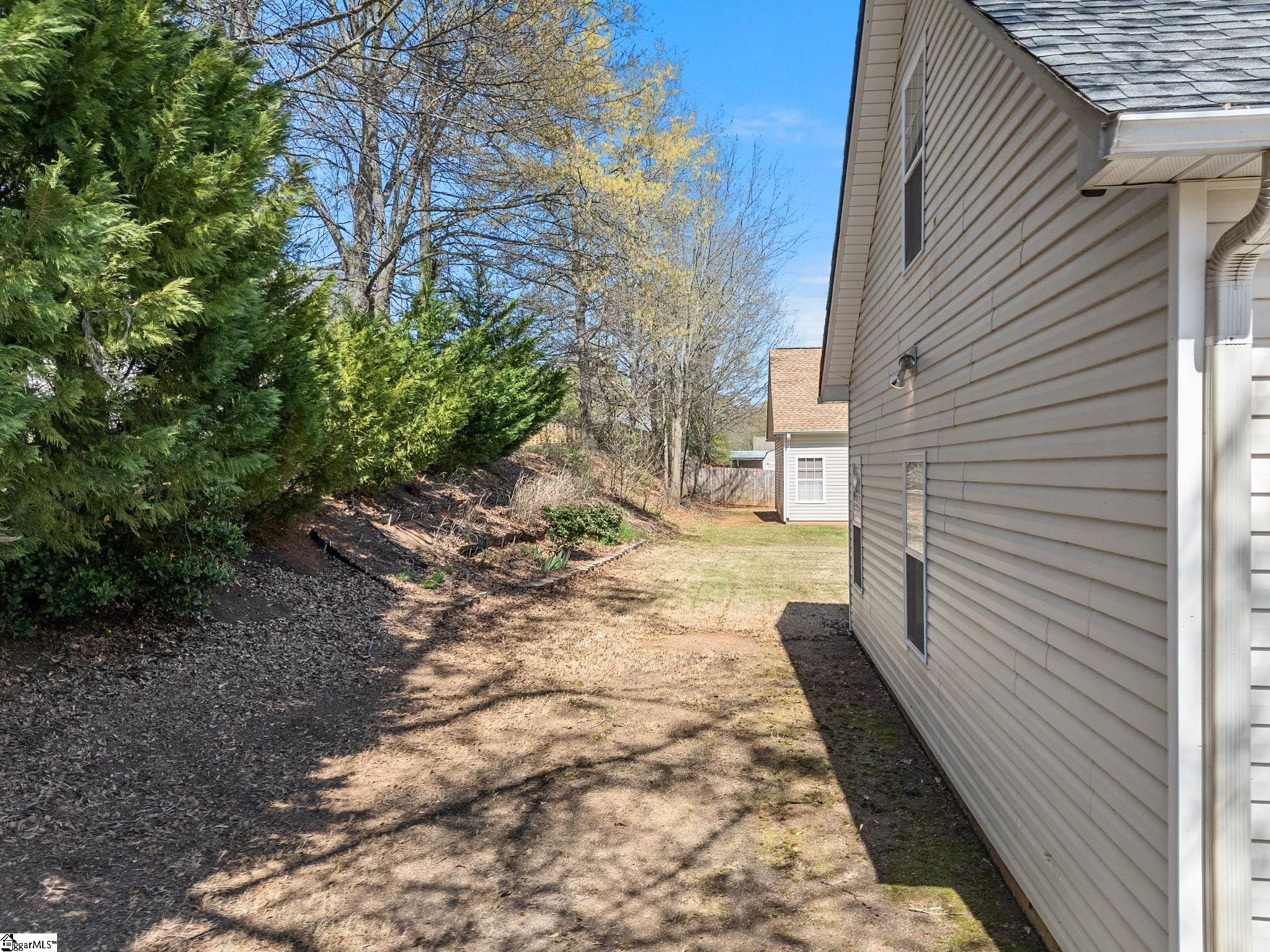 722 Tinder Boiling Springs Boiling Springs, SC 29316 - Photo 39 of 40