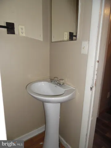 $700 | 203 Cloud Street, Unit 5, Front Royal, VA 22630