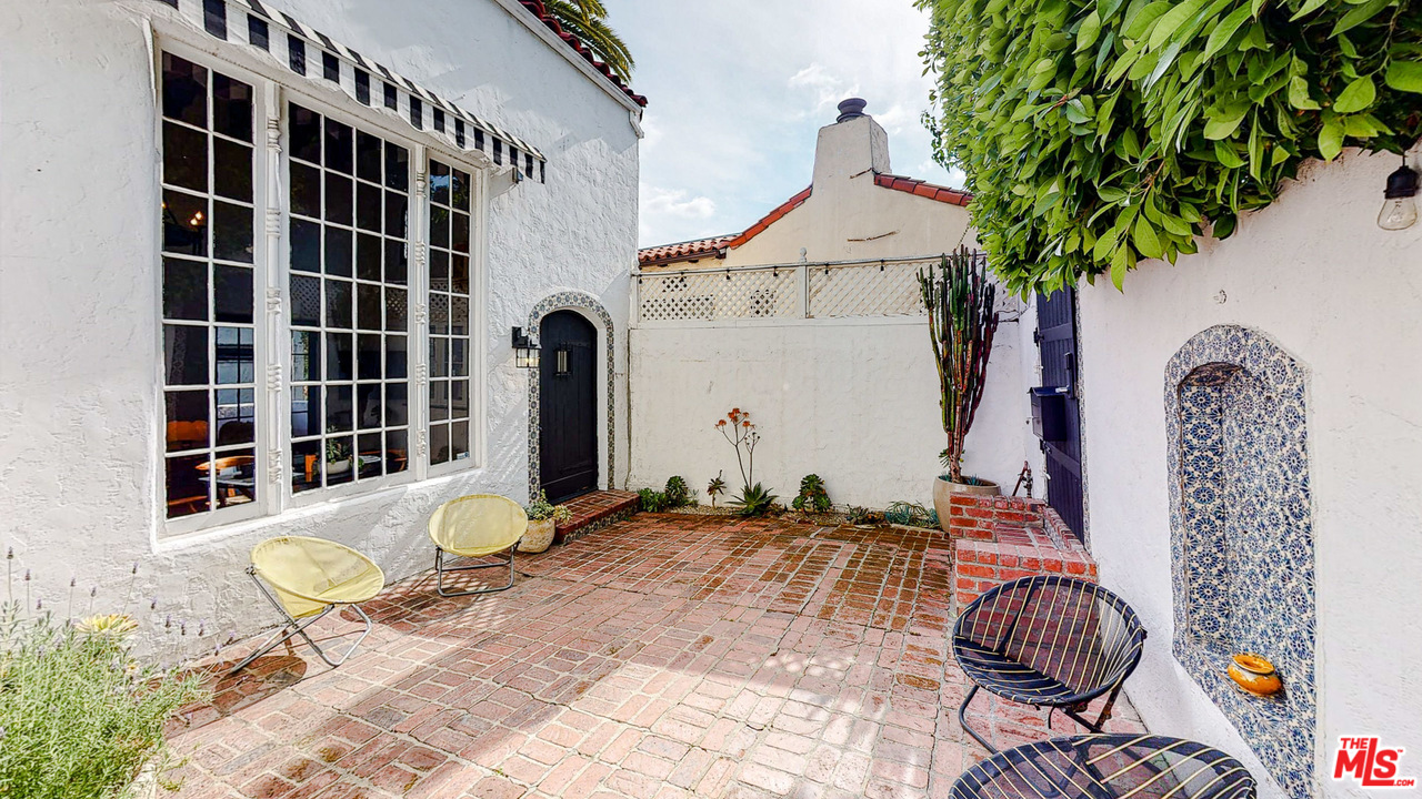 6854 Iris Circle Los Angeles, CA 90068 - Photo 24 of 35 a front view of a house with outdoor space