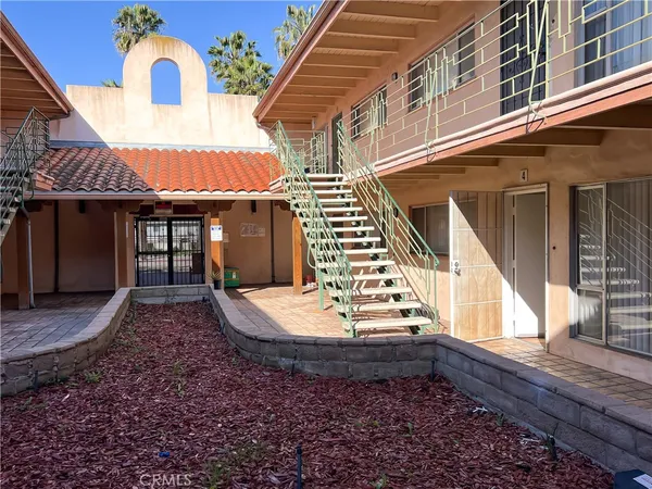 $1,850 | 2102 South Pacific Avenue, Unit 6, San Pedro, CA 90731