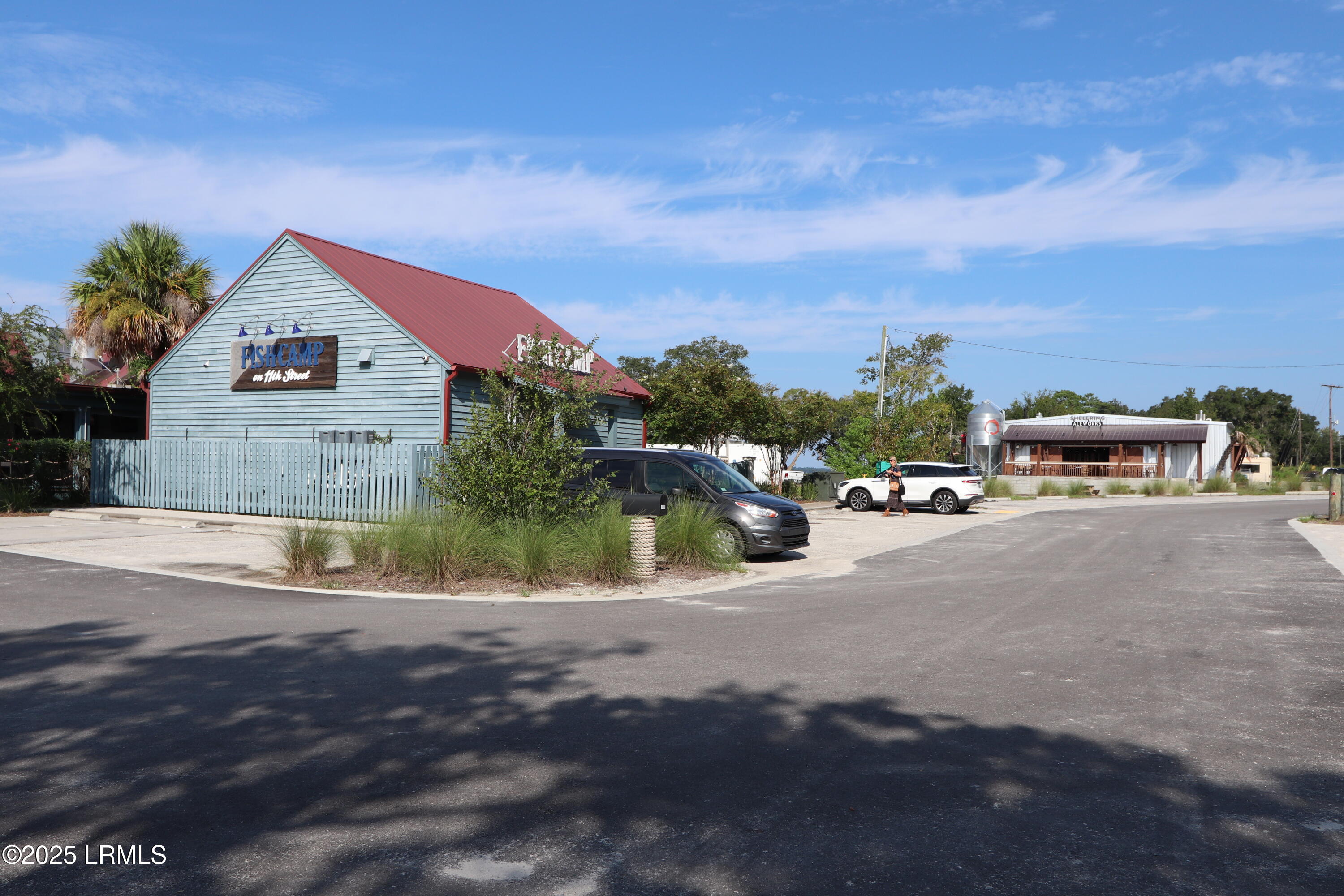 901 7th Street Port Royal, SC 29935 - Photo 16 of 20 Reatsurant aNDd brewery